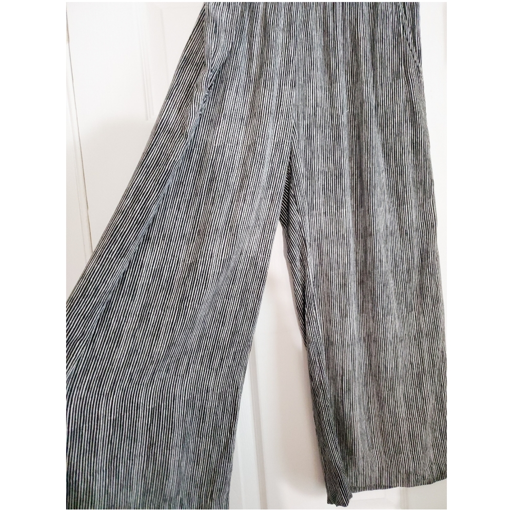 ❤  Cynthia Rowley drawstring gaucho pants size XL